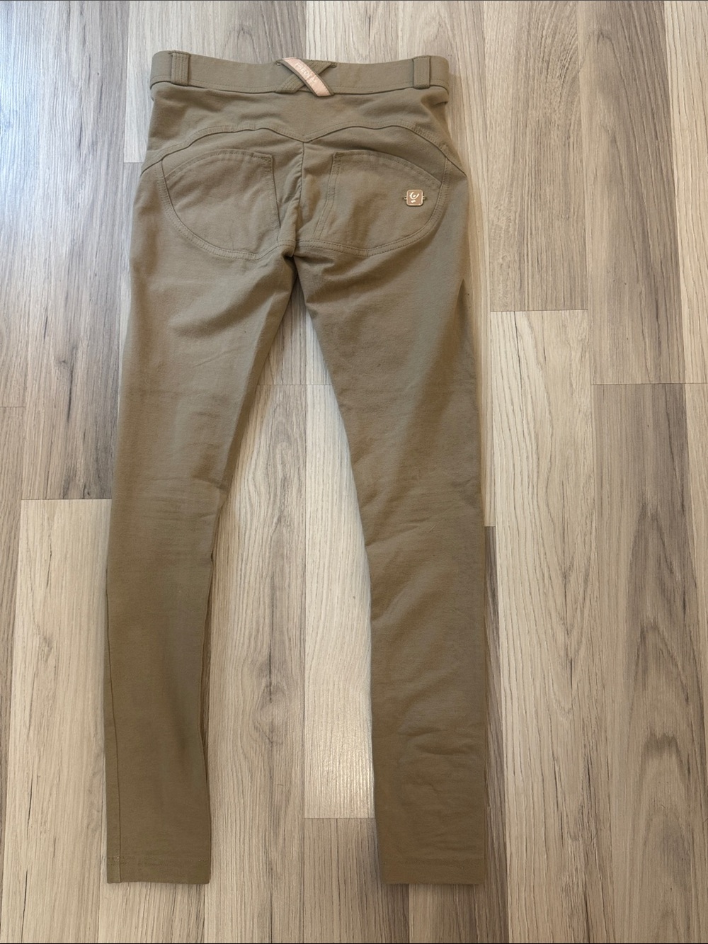 Freddy wr.up Beige regular height full length XXS butt elevating pants - Picture 3 of 5
